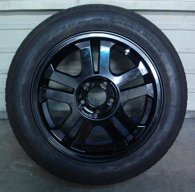 Wow!  Blackrims.  What a concept. Now these look really black.  Best thing that happened to the OEM rims.  This will protect them.