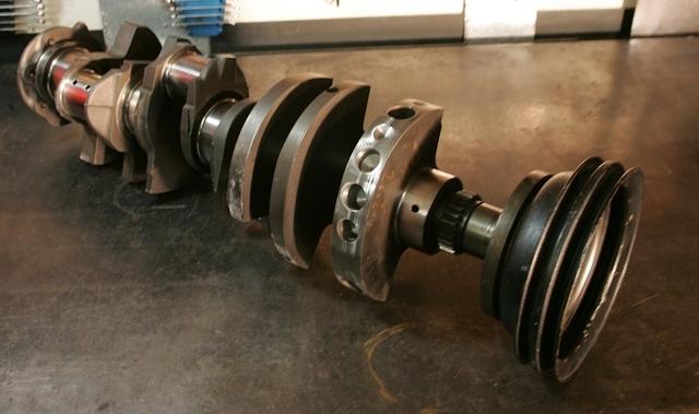 Just look at all the metal that had to be removed from the front crankshaft throw.  Now that is some serious metal removal.  In the Strip Motor that we did I just ground off 3/4 of an inch on every throw to start the process.