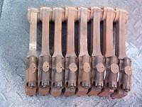 Early 68 Camshaft Squirting Rods.  You will notice that they are correct and a great core set.